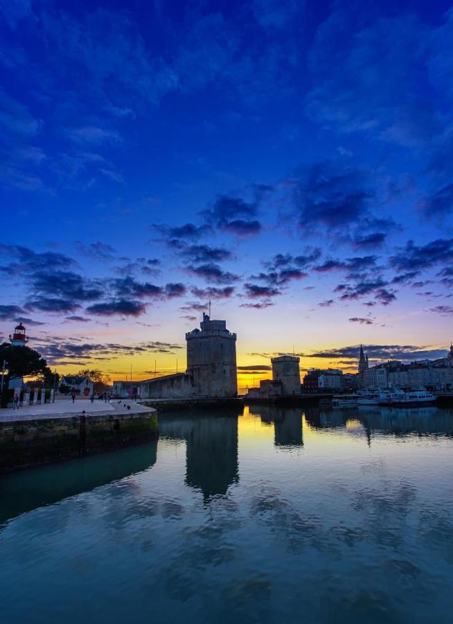 Charmant Cocon Iode Cosy Equipe, Baigne De Lumiere, Situe Au Coeur De La Rochelle A 1Min A Pied Du Marche Central Avec Tv Et Wifi Exteriér fotografie